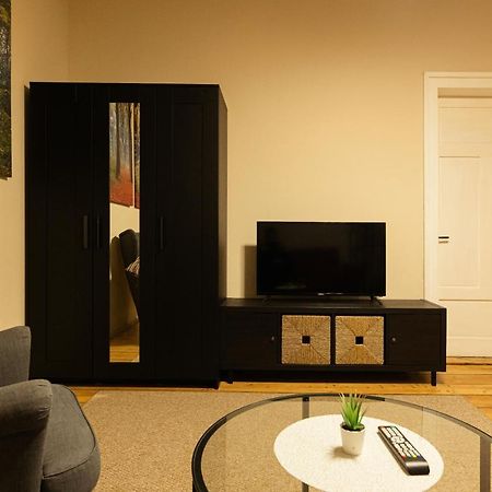 Chic Apartment In Historical City Center Temešvár Exteriér fotografie