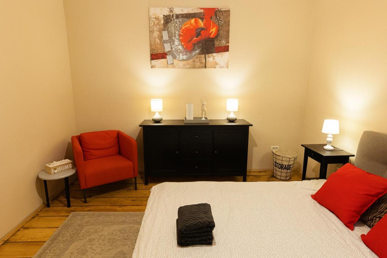 Chic Apartment In Historical City Center Temešvár Exteriér fotografie