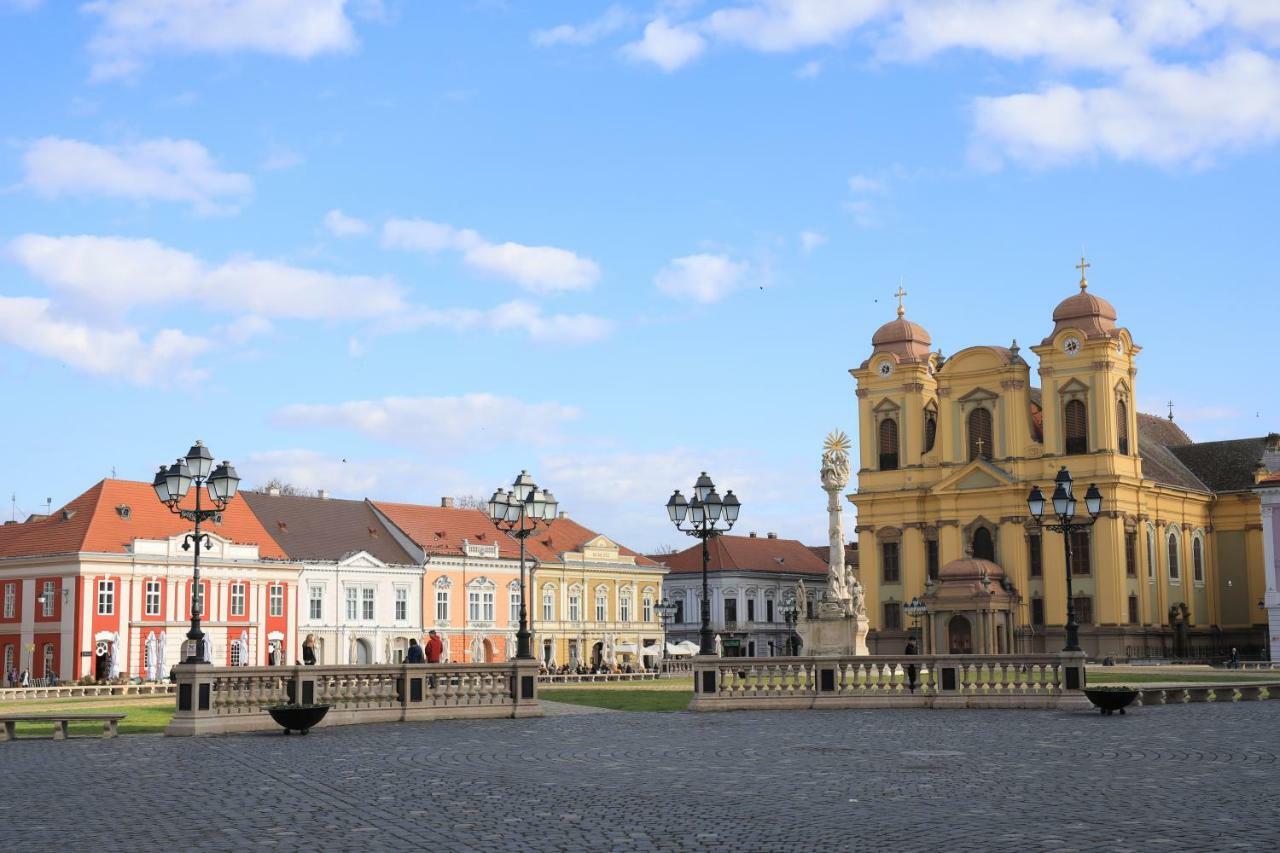 Chic Apartment In Historical City Center Temešvár Exteriér fotografie